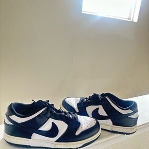 Nike Panda Dunks